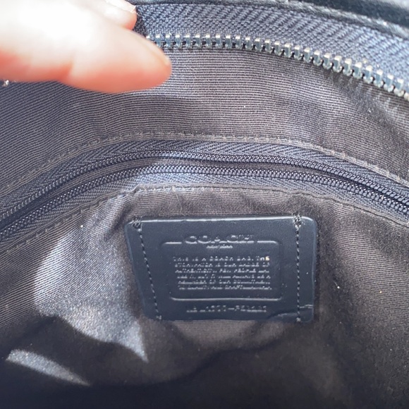 COPY - Coach cross body bag - Picture 8 of 14